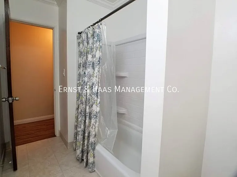 7619 Suva St — Photo 29