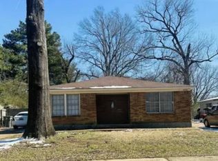 3226 Forest Glen St, Memphis, TN 38118