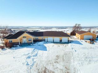 83945 Eagle Ridge Rd, Norfolk, NE 68701