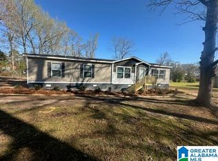 40 Loper Ln, Maplesville, AL 36750