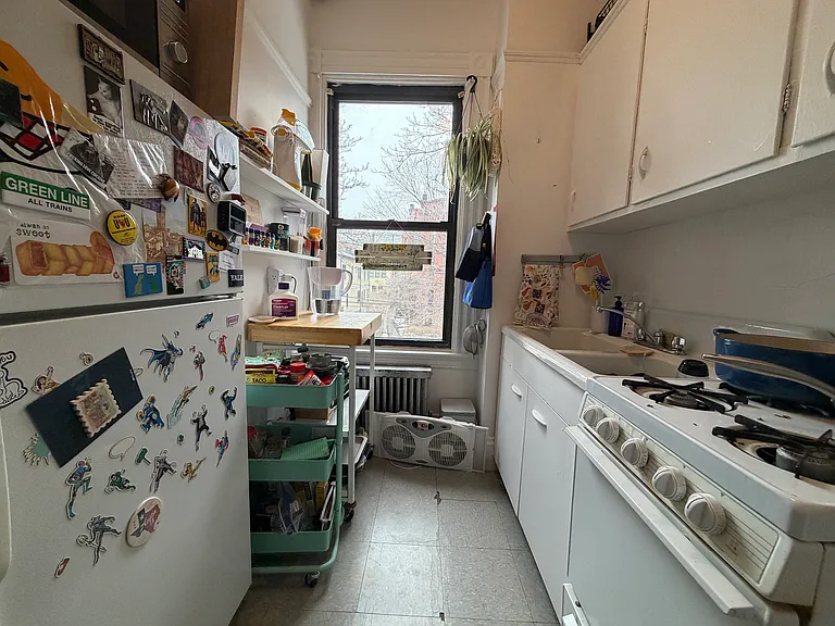 16 Davis Ave #4 — Photo 24