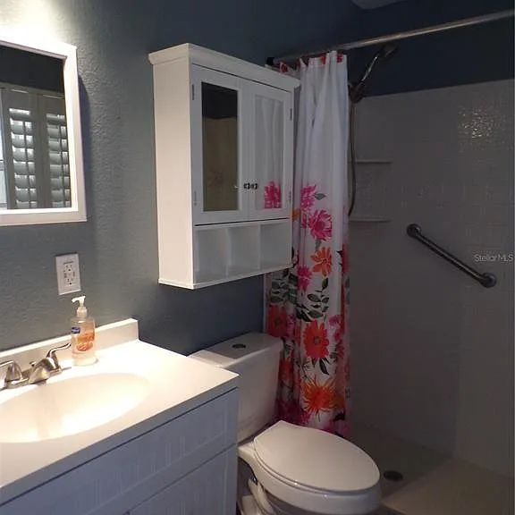 18407 Avon Ave — Photo 24