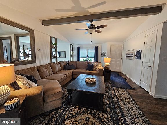 4th image of 119 Park Ln