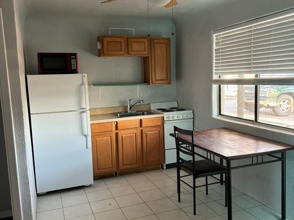 801 N Date St #1