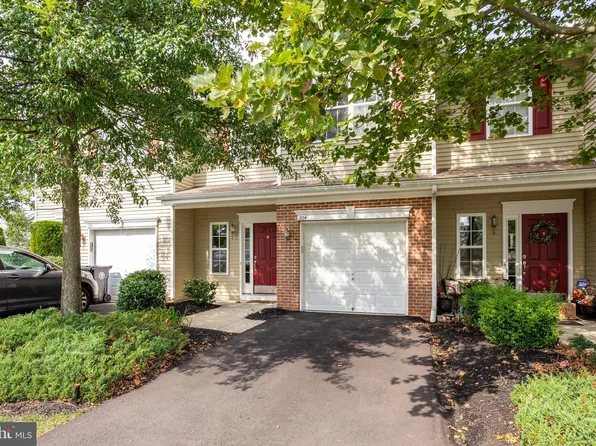 204 Helen Dr, Cinnaminson, NJ 08077