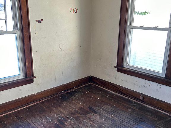 4th image of 1144 21st Ave