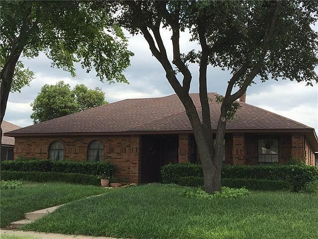 1st image of 1305 Petunia Dr