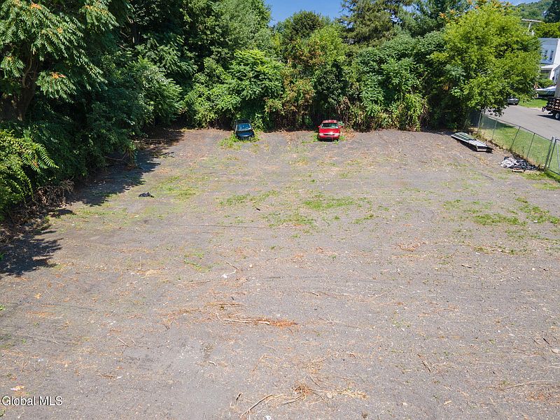 4th image of 11 Orr Street
