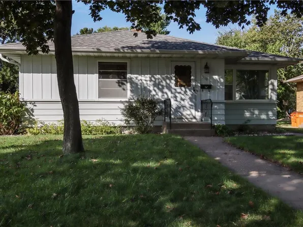 910 Maple Street, Eau Claire, WI 54703