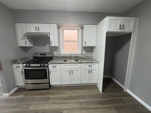 5th image of 69 Gaston Ave #1L
