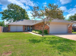 1404 Silver Ash St, Moore, OK 73160