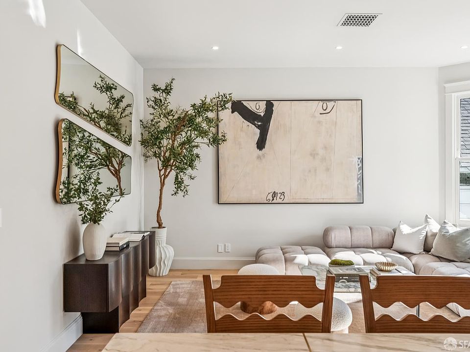 13th image of 160 Noe St