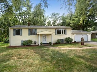 146 Union St, Plantsville, CT 06479