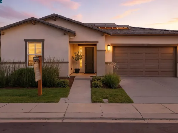 701 Victoria Dr, Manteca, CA 95336