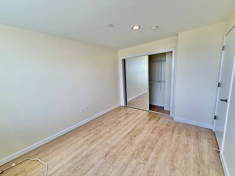 249 S 49th St #8O6 — Photo 49