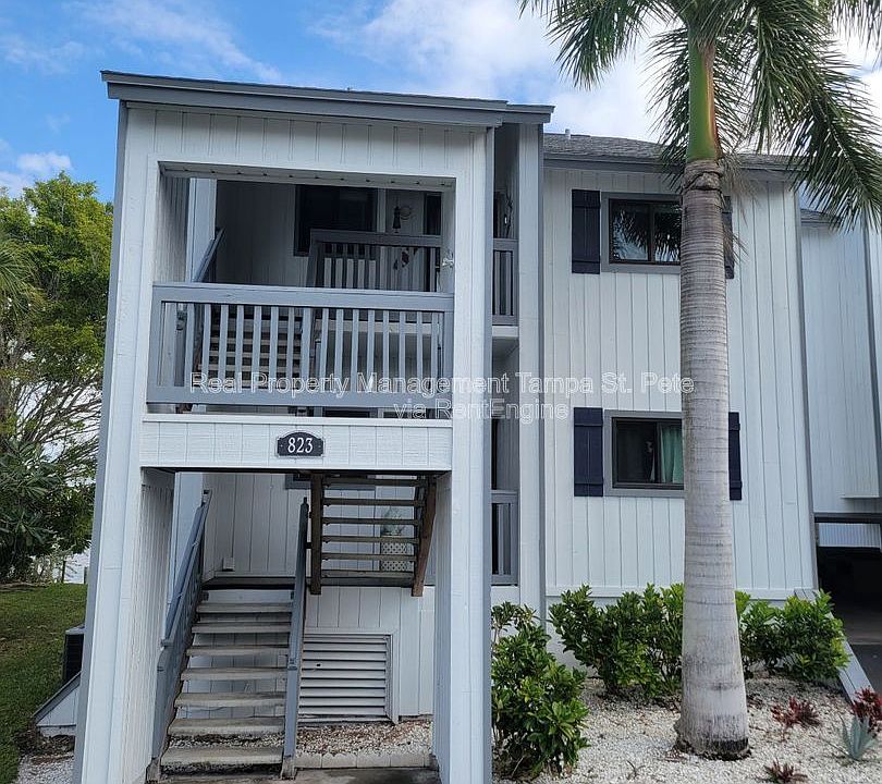 1st image of 823 Bahia Del Sol Dr Unit B