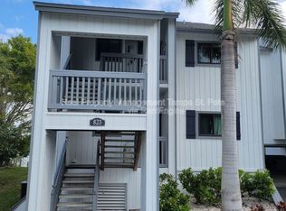 823 Bahia Del Sol Dr UNIT B, Ruskin, FL 33570