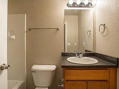 695 Manhattan Dr #16 — Photo 11