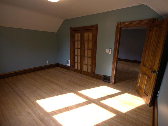 Large master bedroom (11X15) with heating/cooling unit. Large closet.
