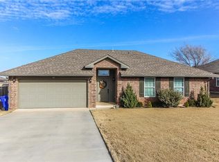 401 Tecumseh Meadows Ct, Norman, OK 73069