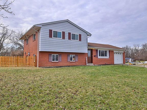 2nd image of 10697 Thornview Dr