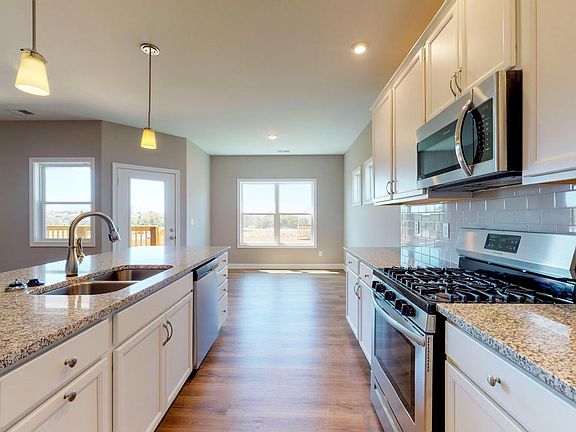 4th image of 621 Shaker Dr #Wpx6s5