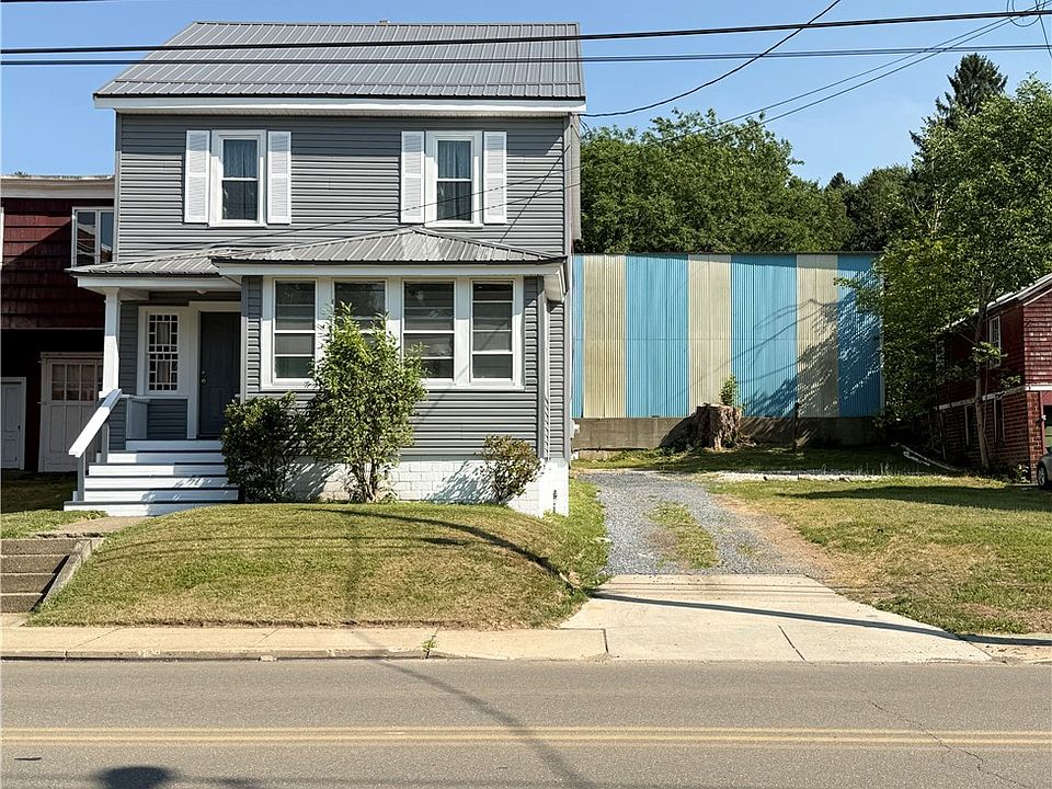 1st image of 200 E Main St