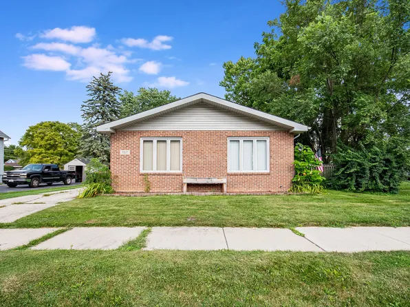 107 N Kinzie St, Thornton, IL 60476