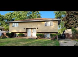2375 Dombey Rd, Portage, IN 46368