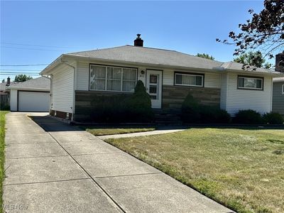 853 Bayridge Blvd, Eastlake, OH, 44095