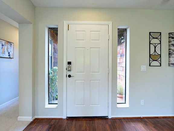 4th image of 3363 Park Blvd
