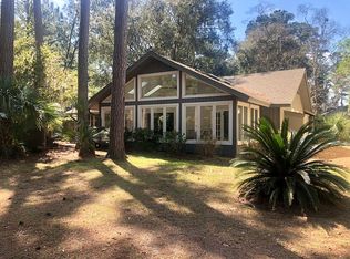 3 Henry Clay Ct, Savannah, GA 31411