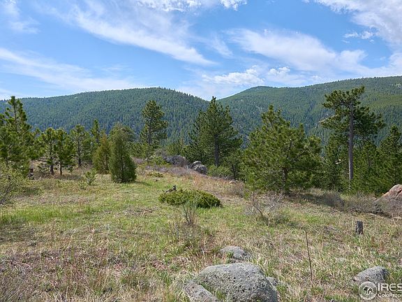 5th image of 5000 Ridge Rd