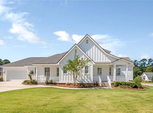 887 Geranium Dr, Fairhope, AL 36532