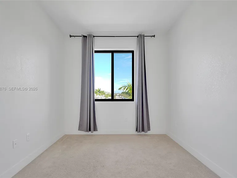 23342 SW 110th Ave — Photo 7