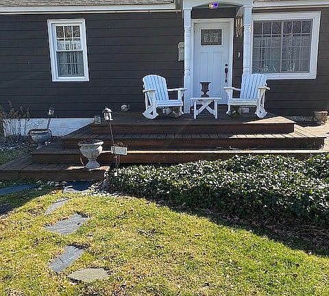 3rd image of 306 Brightwood Ave
