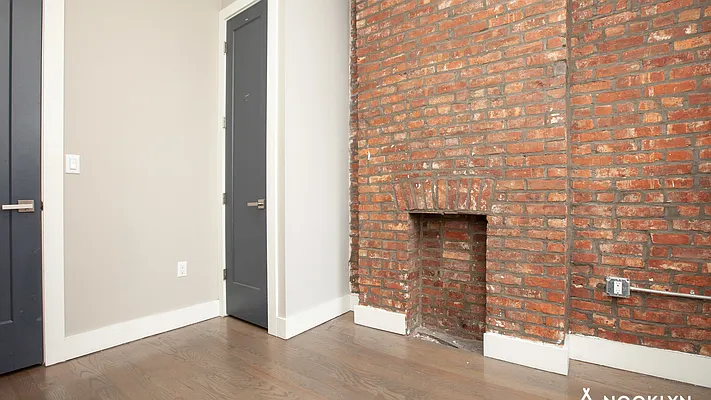 Rented by Nooklyn NYC LLC | media 7