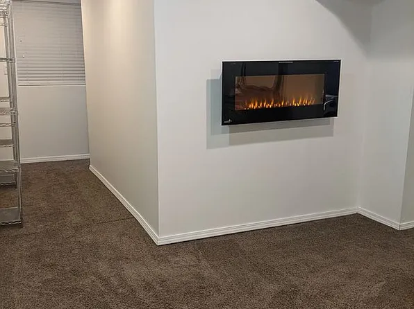 722 E 3rd St, Hastings, NE 68901