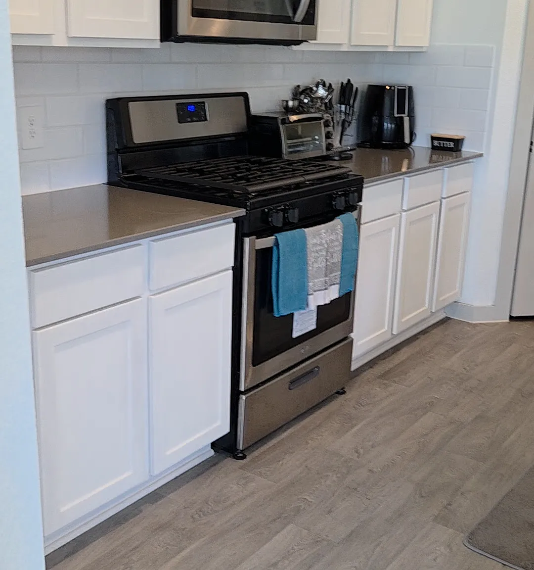 4 bed, 1767 sqft, $900 — Photo 2