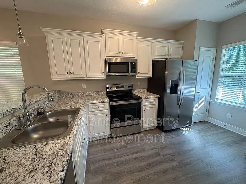 2 bed, 2.0 bath, 1118 sqft, $1,495 — Photo 4