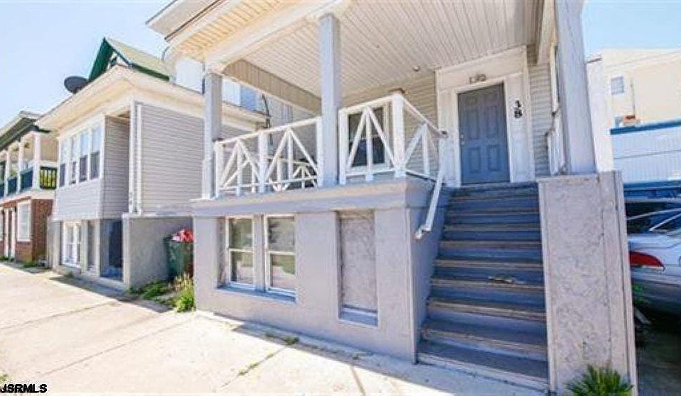 1st image of 38 N Iowa Ave #2