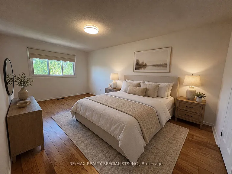 1571 Shale Oak Mews — Photo 9
