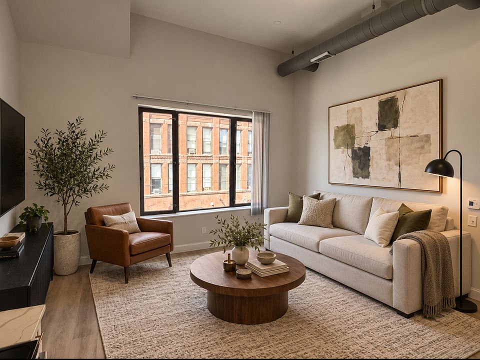 1st image of 146 Main St #302