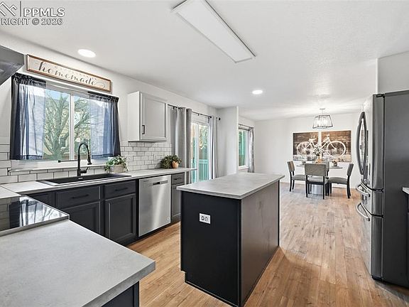 3rd image of 6645 Quarter Circle Rd