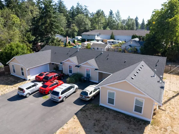 323 99th Street E #1 & 2, Tacoma, WA 98445