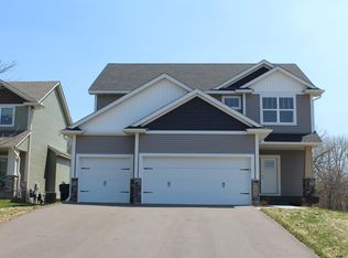 9686 Carbon Ct, Inver Grove Heights, MN 55076