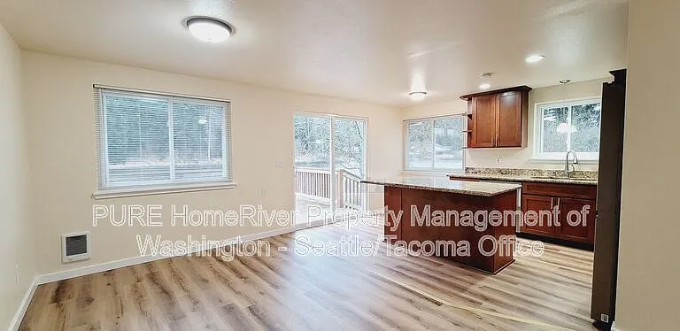 31313 62nd Avenue Ct S — Photo 8