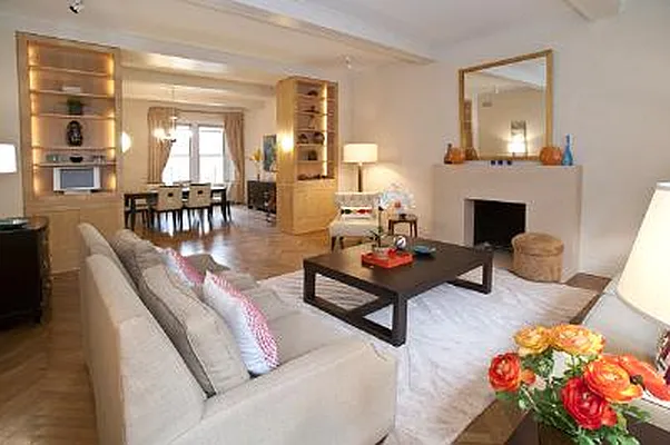 Sold by Corcoran | media 22