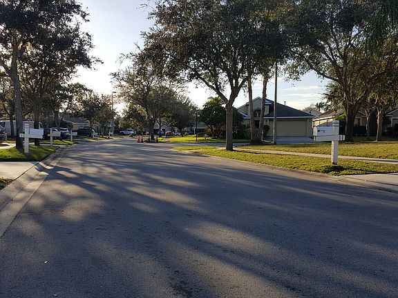5th image of 12115 Bishopsford Dr