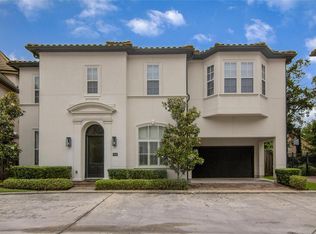 905 Queen Annes Rd, Houston, TX 77024